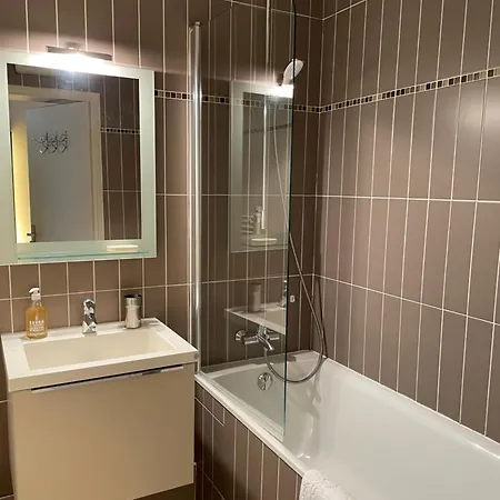 Apartment ,superbe Terrasse 40m2 , Vieux , Centre