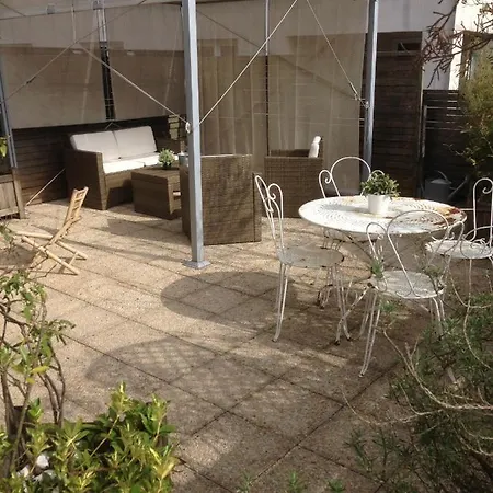 ,superbe Terrasse 40m2 , Vieux , Centre アパート *